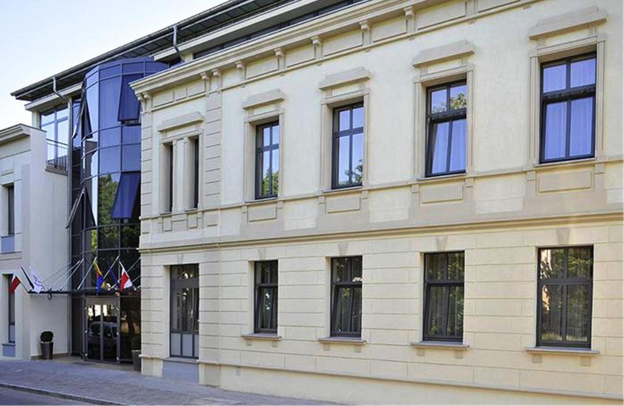 Hotel Starzynski Plock Exterior photo